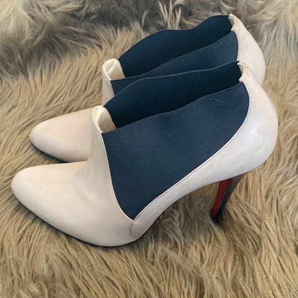 CHRISTIAN LOUBOUTIN BOOTIES - Picture 3 of 9